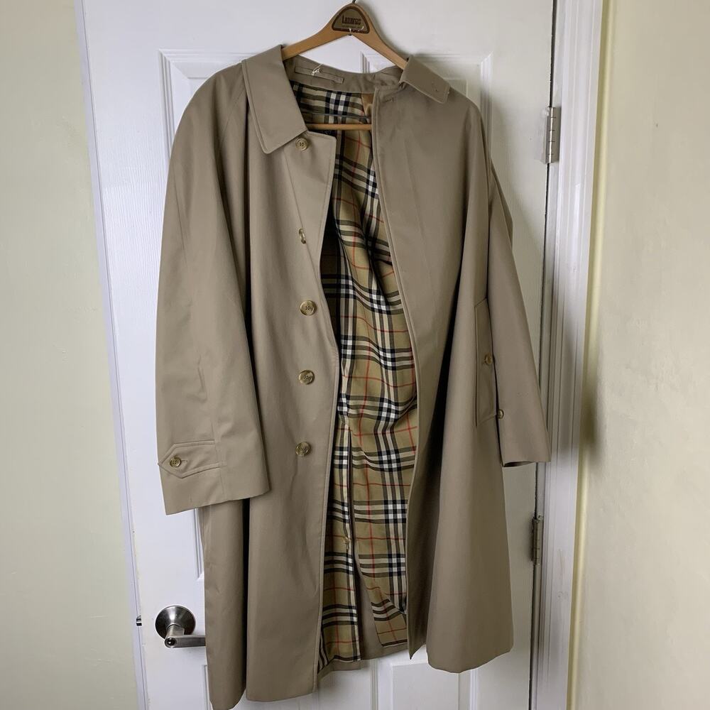 Vintage Burberry Trench Coat Mens 54 Short Nova Check Lining Made In England NEW